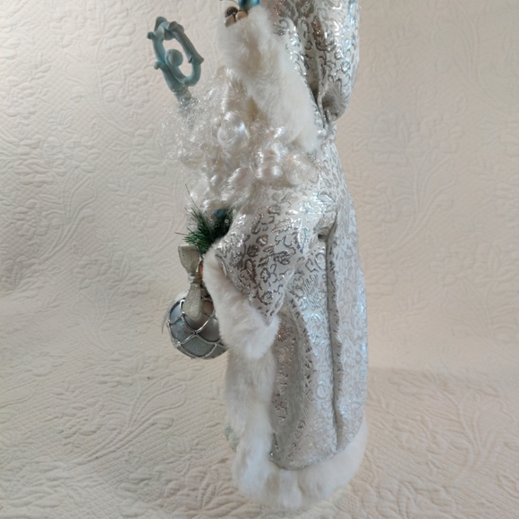 Vintage Dan Dee Silver Robed Christmas Holiday Santa Claus & Winter Staff 1980s - Picture 8 of 13